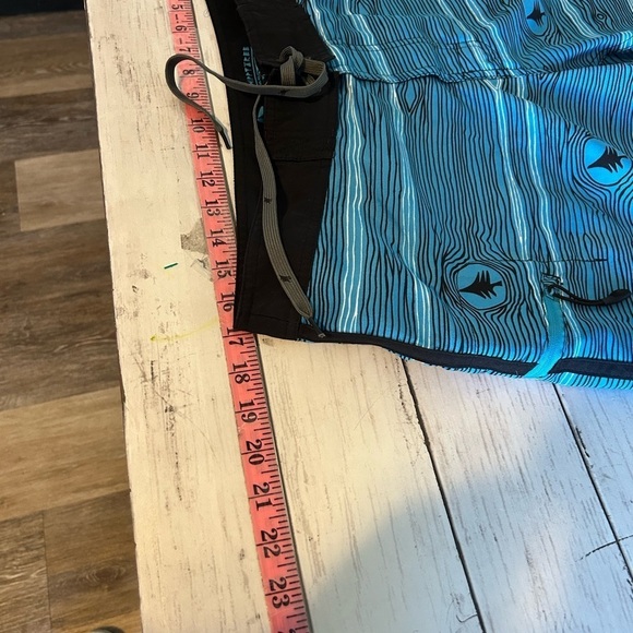 HIPPY TREE Men's Blue Black Swim Shorts Boardshorts Size 32 - Picture 8 of 10